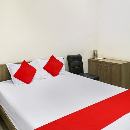 Oyo Flagship Pawan Park Hotel Vellore Luaran gambar