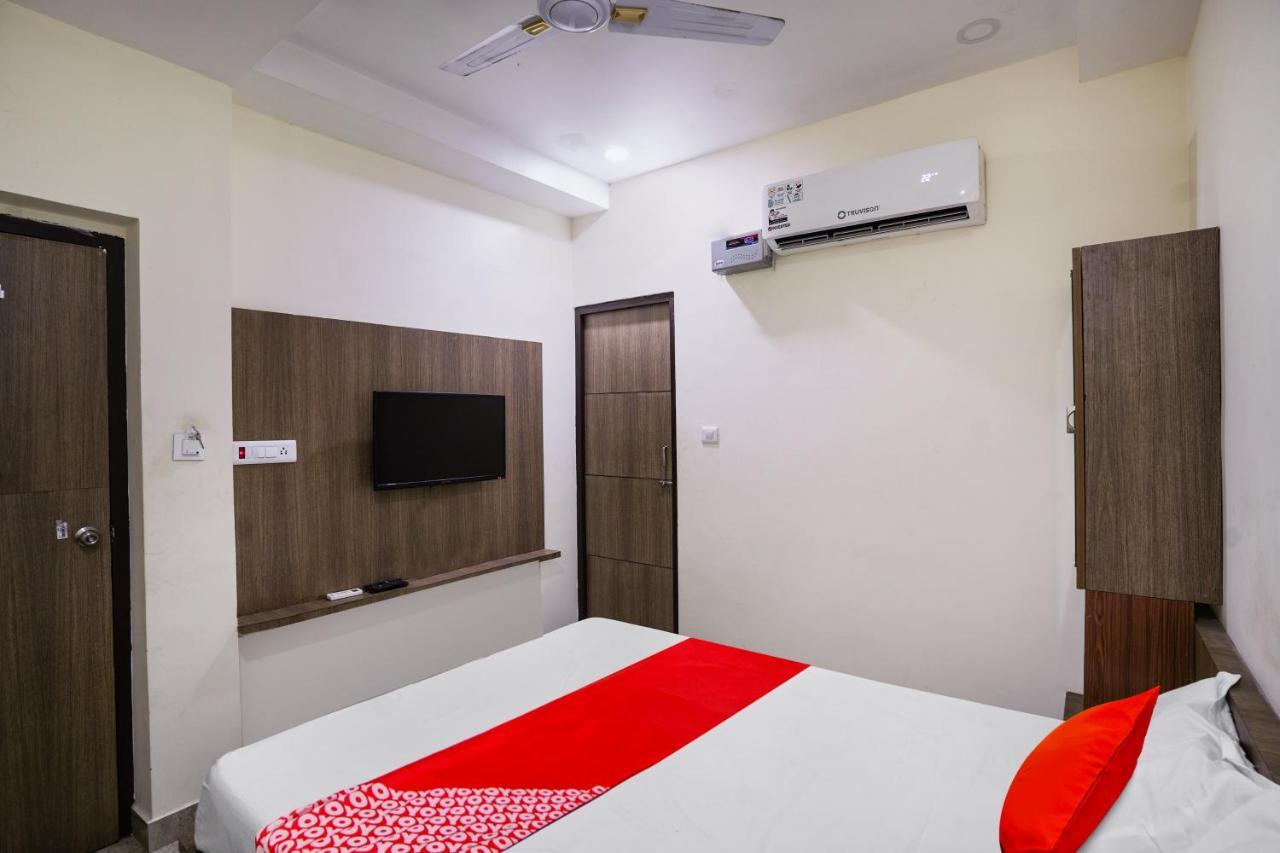 Oyo Flagship Pawan Park Hotel Vellore Luaran gambar