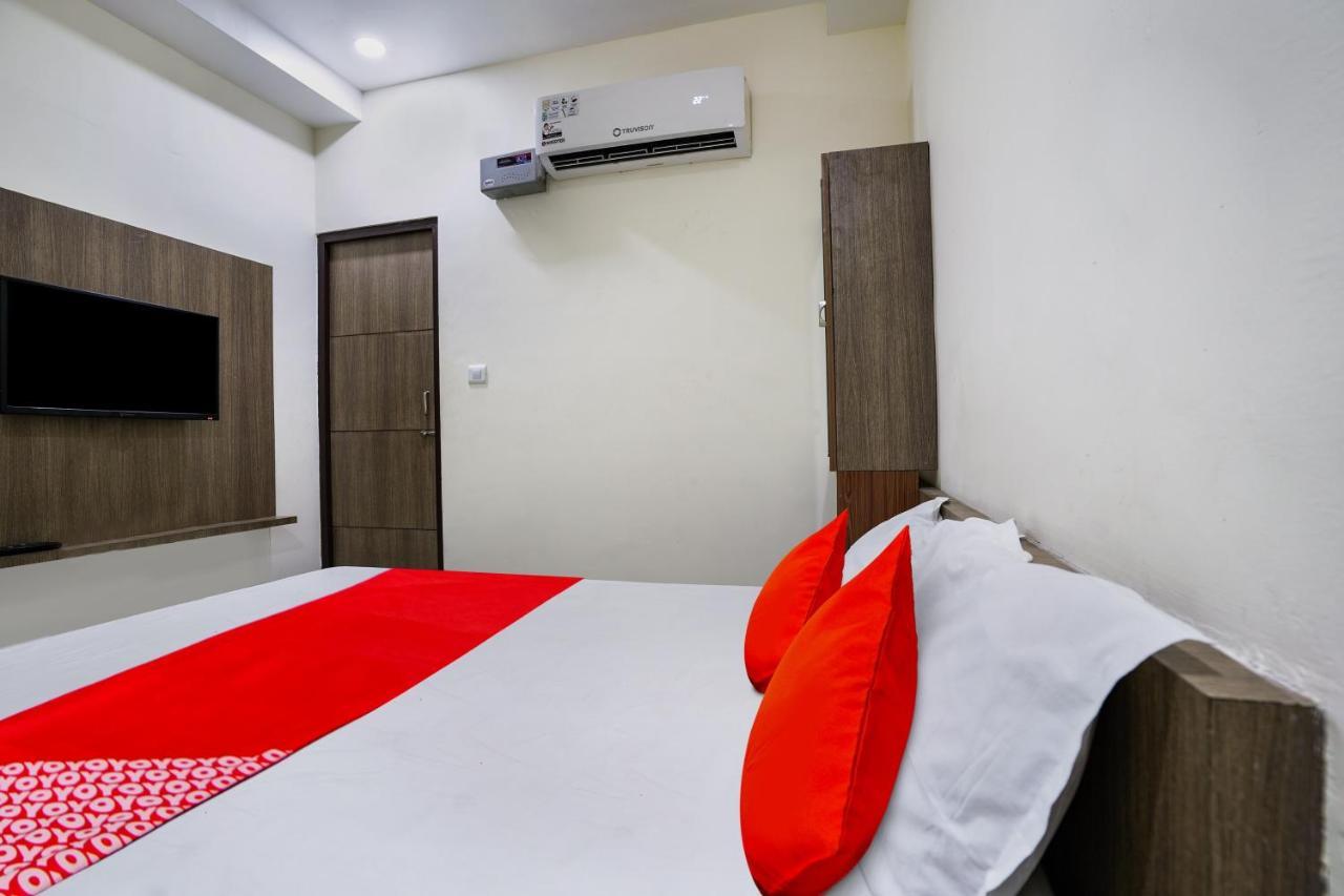 Oyo Flagship Pawan Park Hotel Vellore Luaran gambar