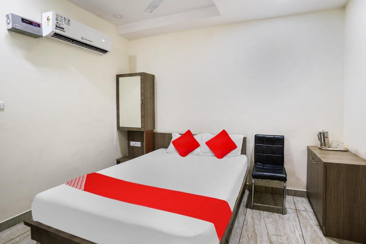 Oyo Flagship Pawan Park Hotel Vellore Luaran gambar