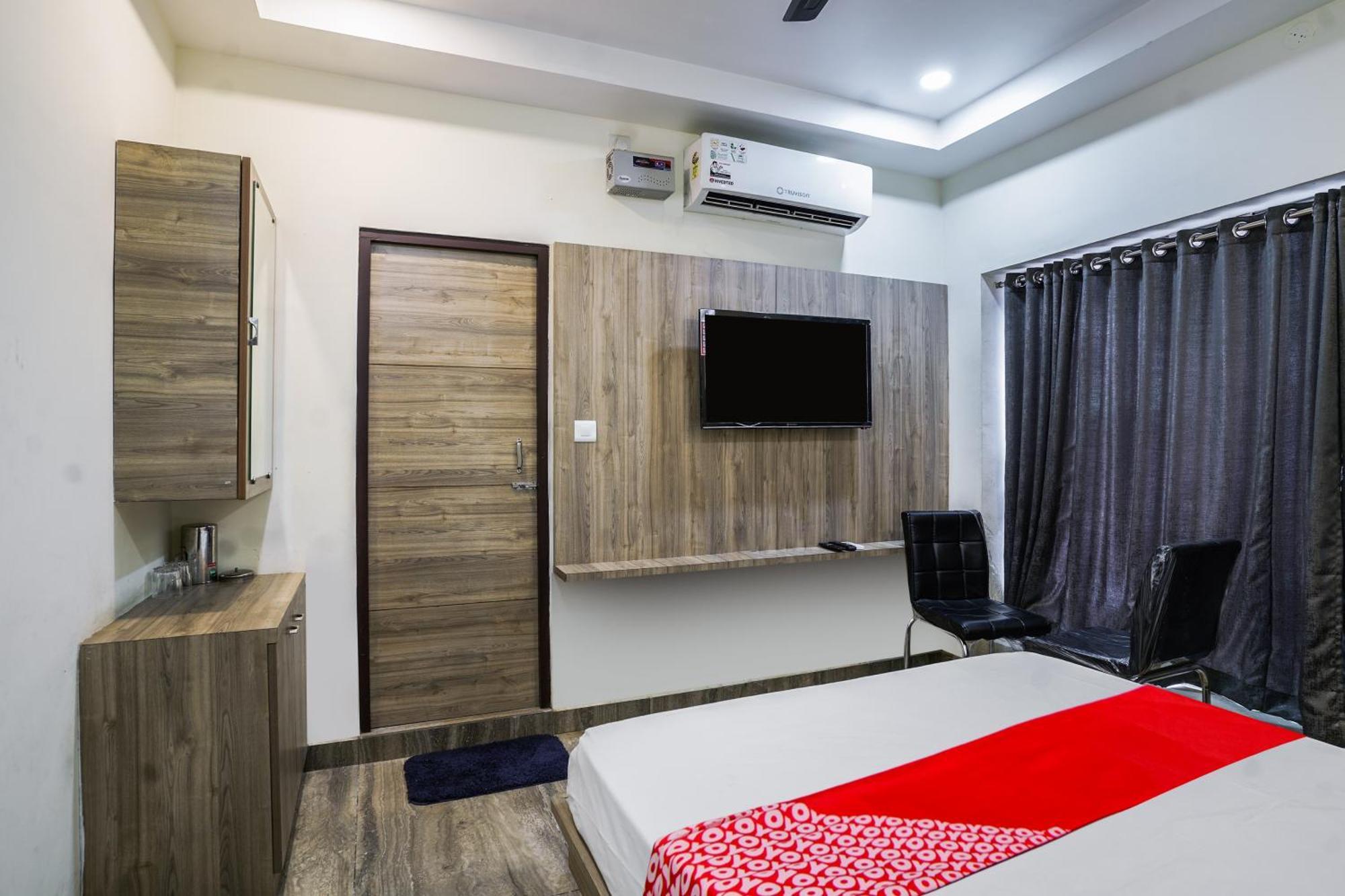 Oyo Flagship Pawan Park Hotel Vellore Luaran gambar